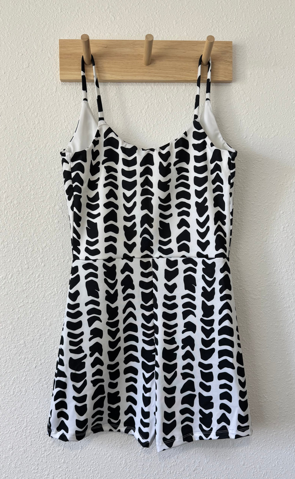 Maʻalahi Bodysuit in Onyx Hebrew
