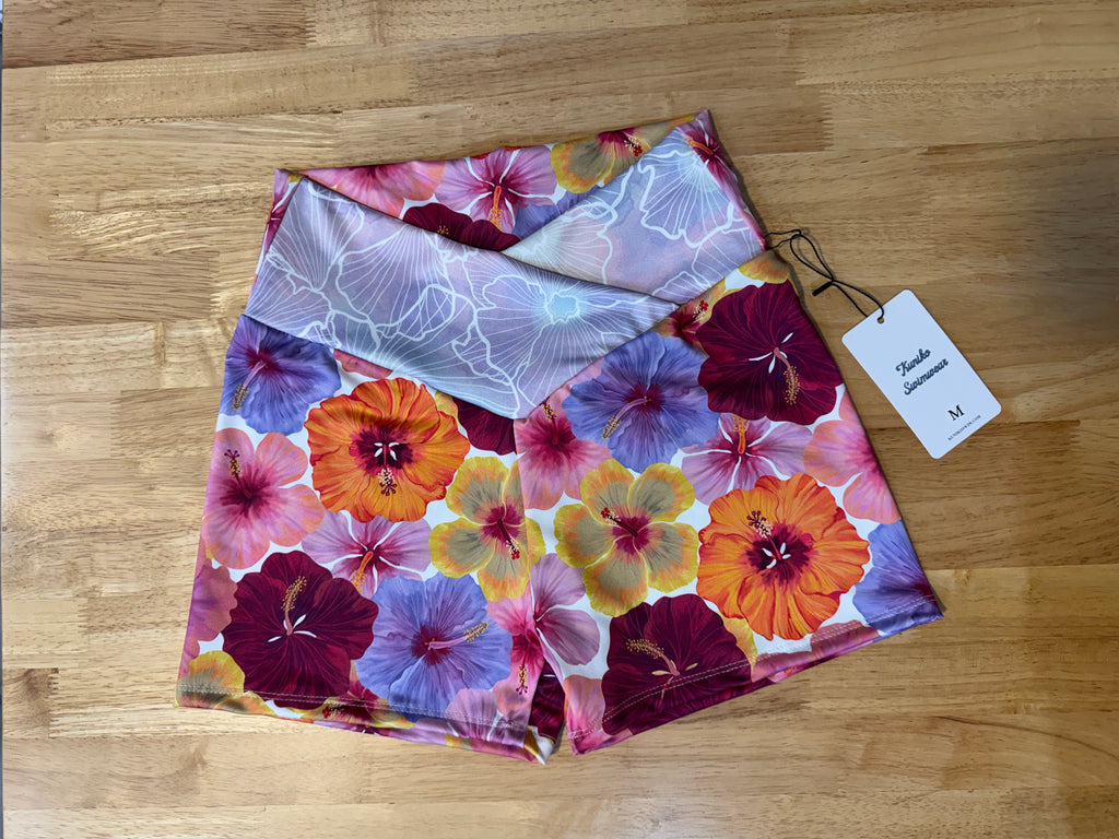 Kapakahi Shorts- Hibiscus