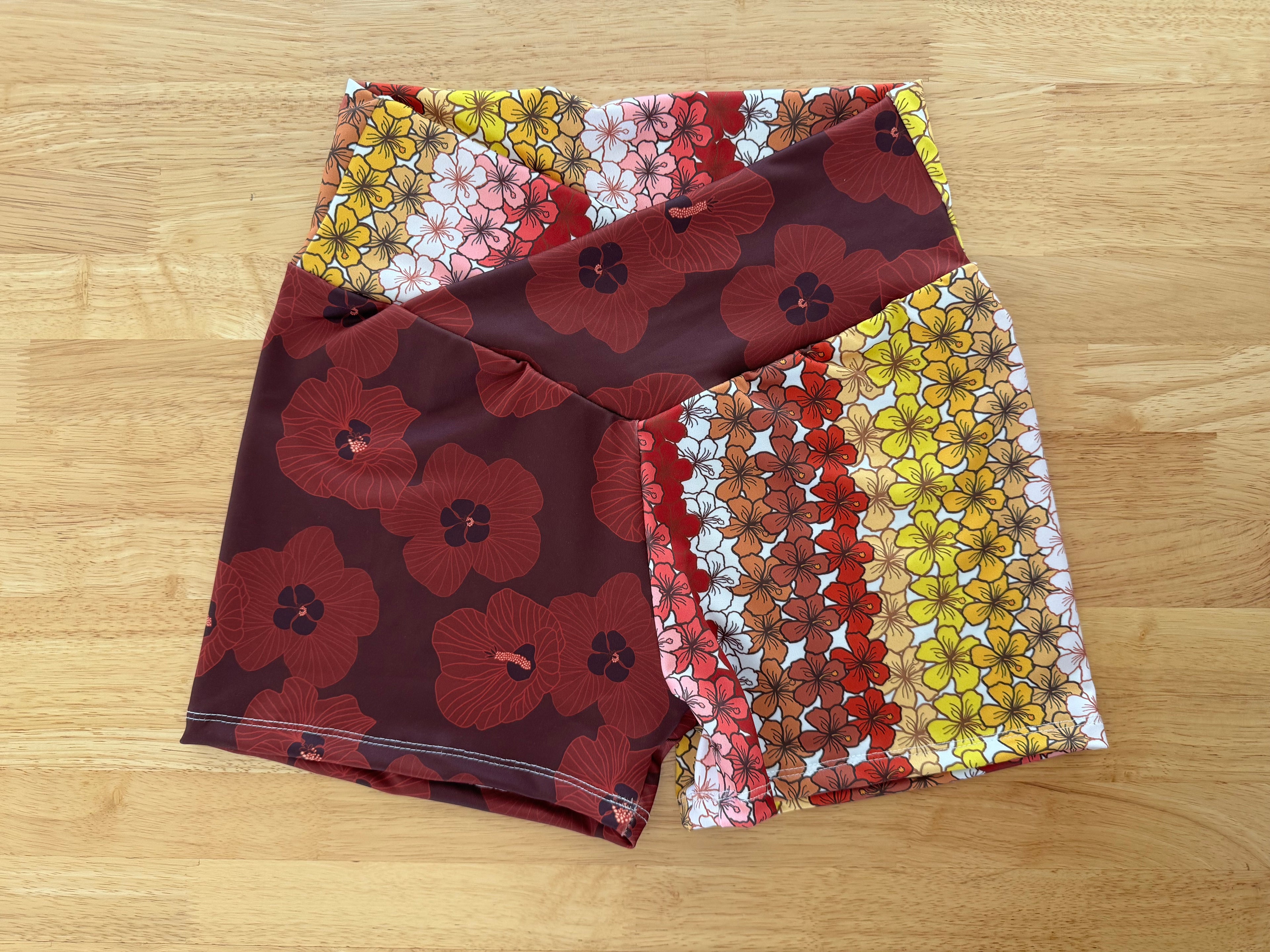 Kapakahi Shorts- Lei & Hau