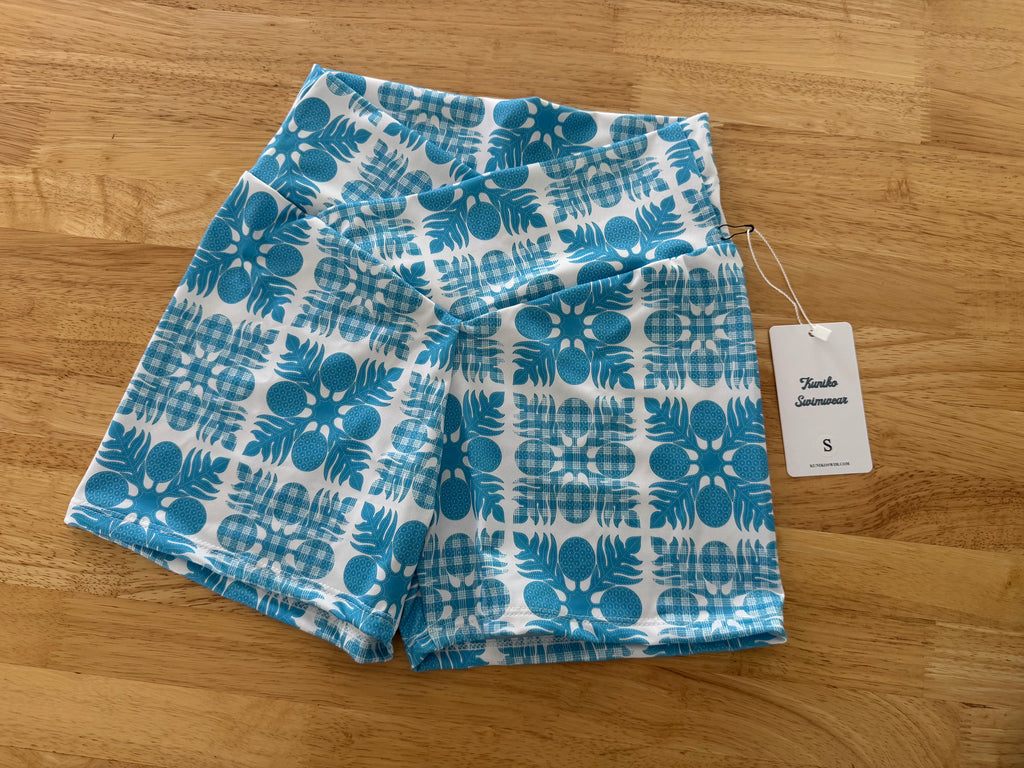 Luana Shorts- White Kuiki