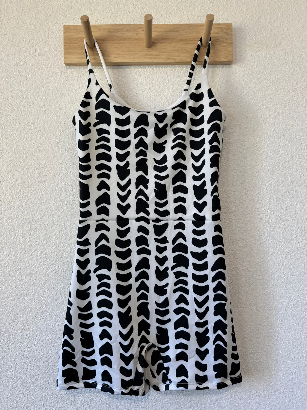 Maʻalahi Bodysuit in Onyx Hebrew