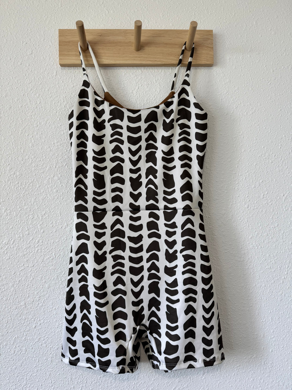 Maʻalahi Bodysuit in Chocolate Hebrew