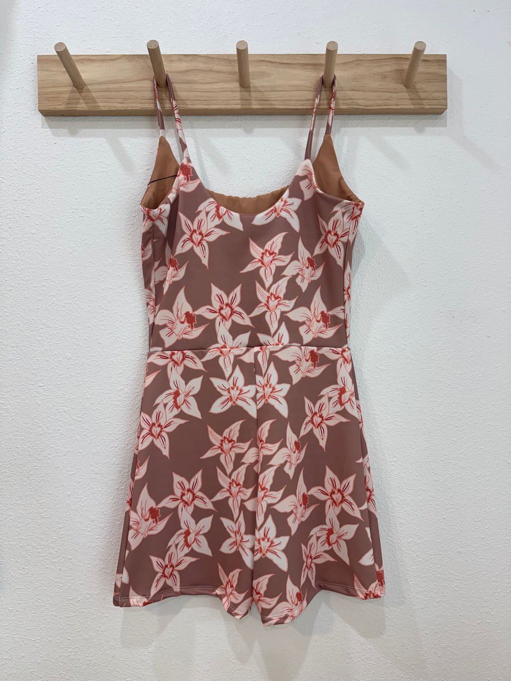 RTS Ma‘alahi in Tan Orchids- MEDIUM